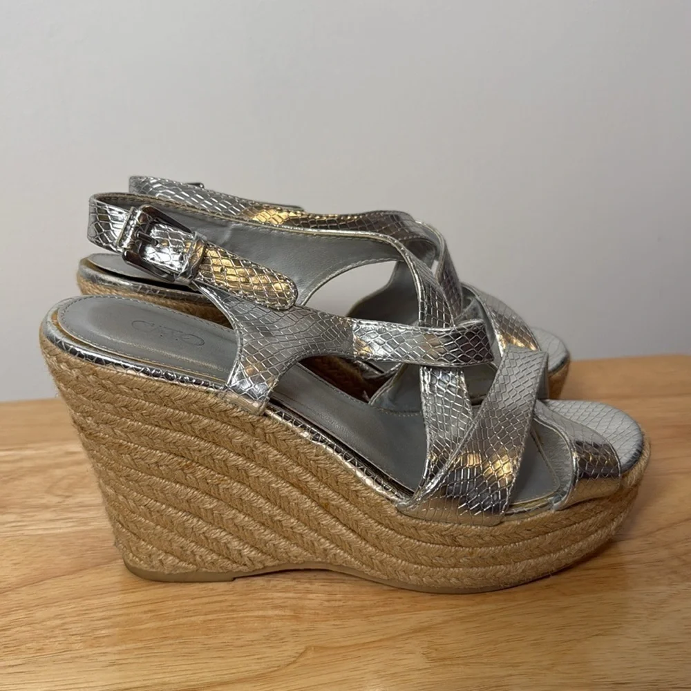 Cato Metallic Silver Snakeskin Wedges size 8.5